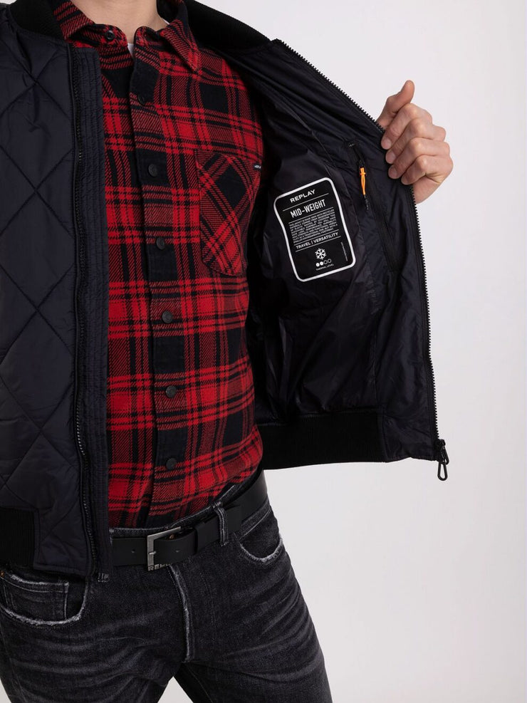 REPLAY SHORT JACKET IN RECYCLED NYLON