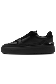 Surefire Tennis Sneaker